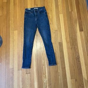 Levi’s Original High Rise Skinny size 27